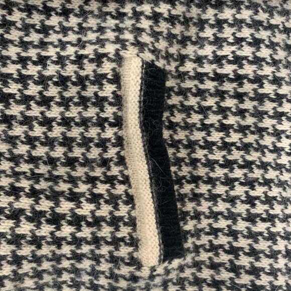 Jos. A. Bank cardigan - Picture 7 of 7